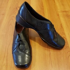 Clark's Womens Black Slip On Comfort Shoes 73092